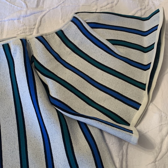 Ann Taylor. Off Shoulder fitted top with bell sleeve - Picture 2 of 5